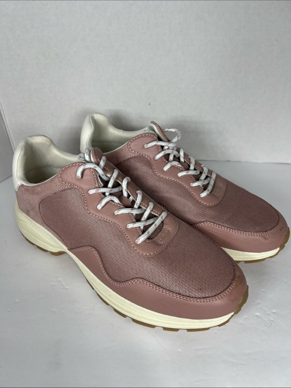 A New Day Womens Pink Sneakers Size 10 Mesh & Faux Leather Lace-Up Casual